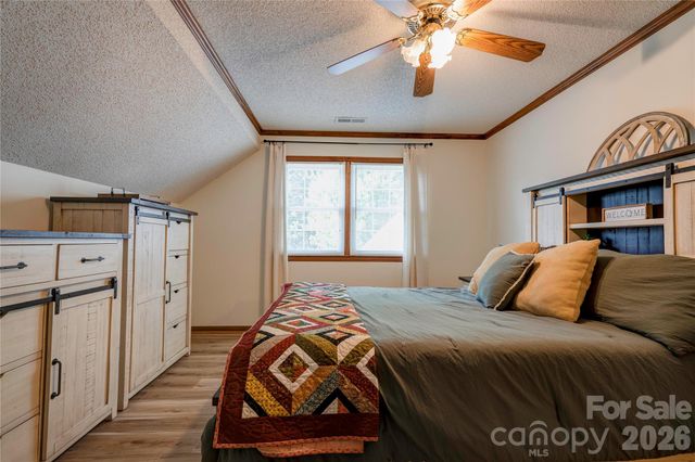 203 Carolina Drive, Cherryville, NC 28021