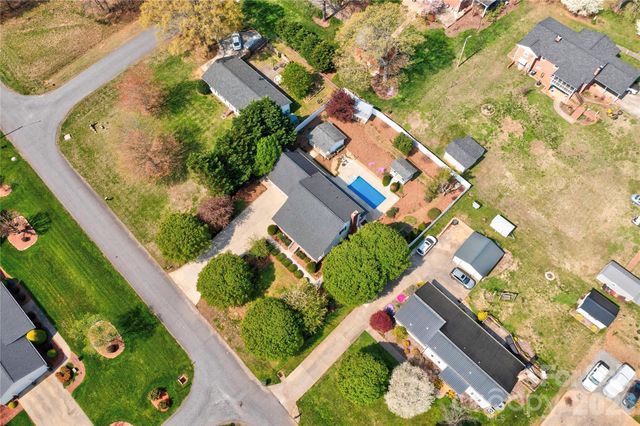 203 Carolina Drive, Cherryville, NC 28021