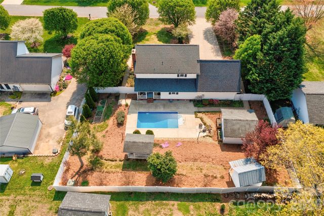 203 Carolina Drive, Cherryville, NC 28021