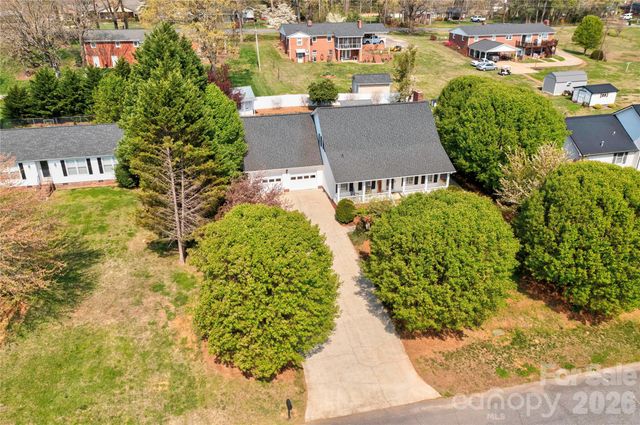 203 Carolina Drive, Cherryville, NC 28021