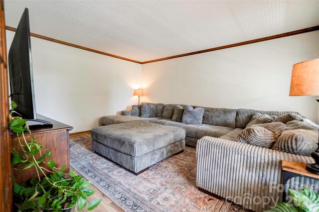 203 Carolina Drive, Cherryville, NC 28021