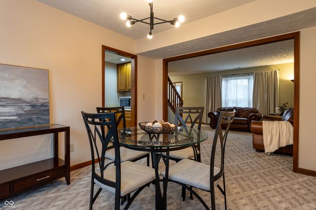 12427 Doe Lane, Indianapolis, IN 46236