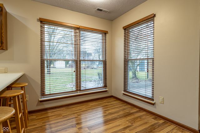 12427 Doe Lane, Indianapolis, IN 46236