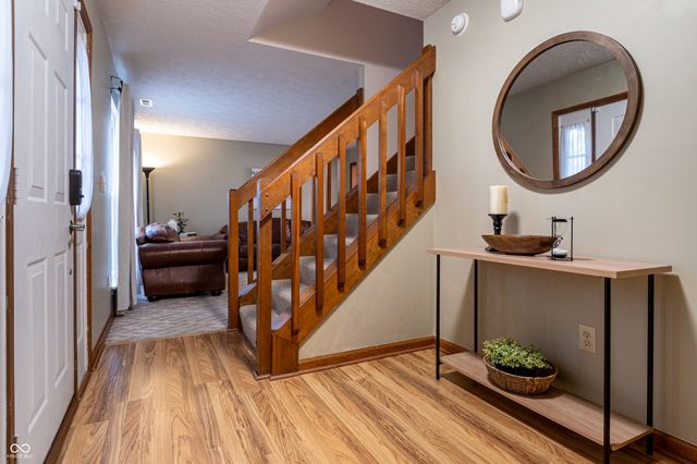 12427 Doe Lane, Indianapolis, IN 46236