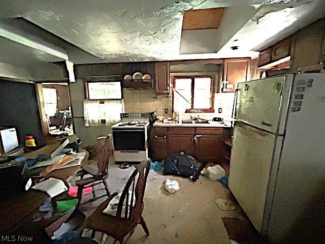 2092 Holmes Drive, Twinsburg, OH 44087