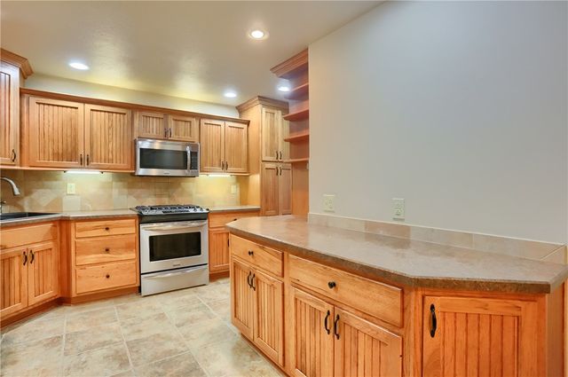 1505 Drespling Ln, Hickory Twp, PA 16101