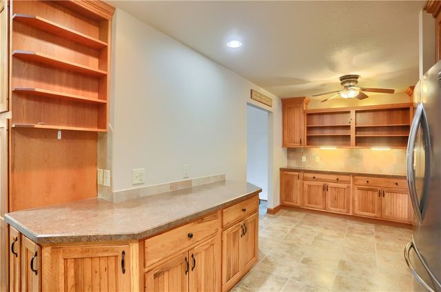 1505 Drespling Ln, Hickory Twp, PA 16101