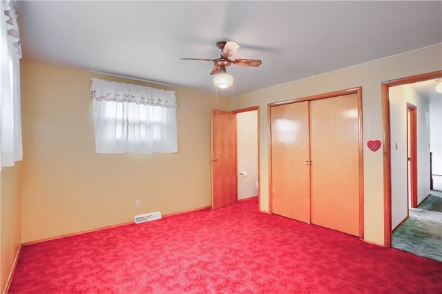 1505 Drespling Ln, Hickory Twp, PA 16101