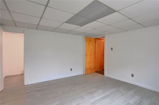 1505 Drespling Ln, Hickory Twp, PA 16101