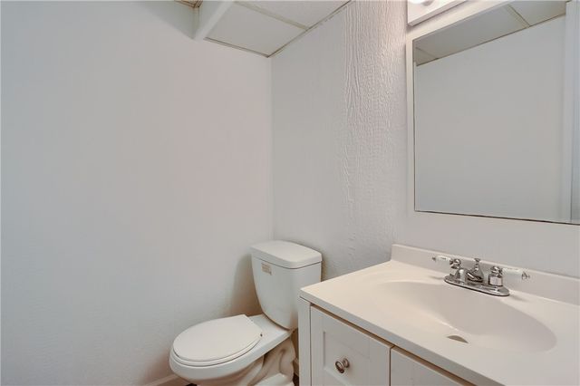 1505 Drespling Ln, Hickory Twp, PA 16101