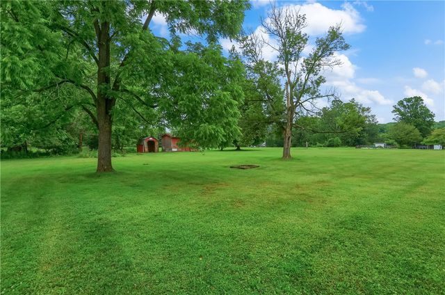 1505 Drespling Ln, Hickory Twp, PA 16101
