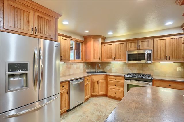 1505 Drespling Ln, Hickory Twp, PA 16101