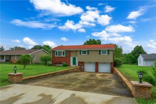 1505 Drespling Ln, Hickory Twp, PA 16101