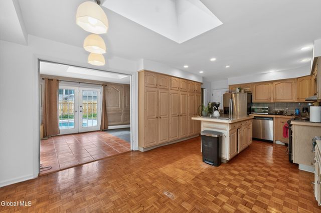 22 Bri Lan Avenue, Schodack, NY 12061