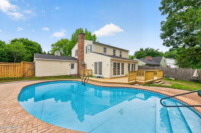 22 Bri Lan Avenue, Schodack, NY 12061