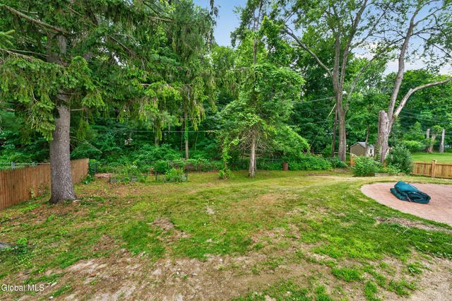 22 Bri Lan Avenue, Schodack, NY 12061