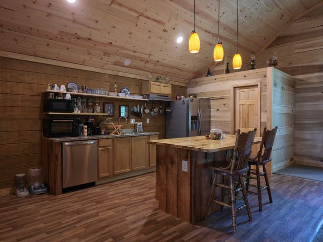1655 Hurricane Creek Rd, Lawrenceburg, TN 38464