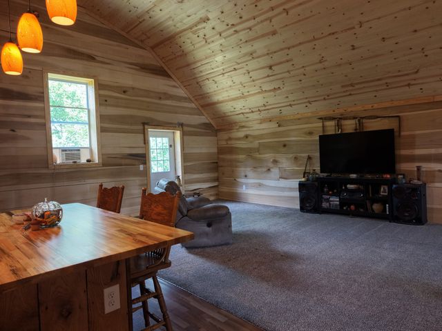 1655 Hurricane Creek Rd, Lawrenceburg, TN 38464