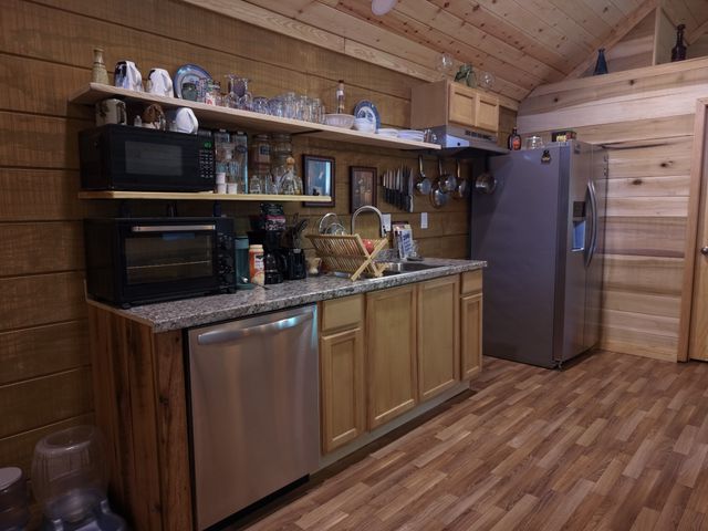 1655 Hurricane Creek Rd, Lawrenceburg, TN 38464