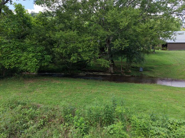 1655 Hurricane Creek Rd, Lawrenceburg, TN 38464