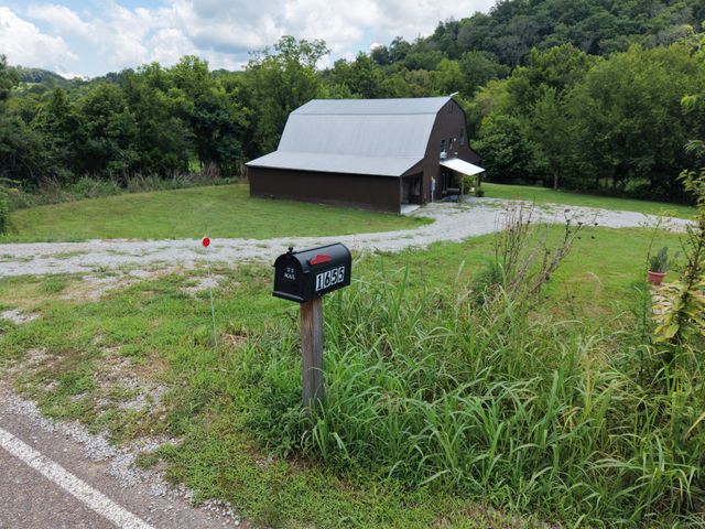 1655 Hurricane Creek Rd, Lawrenceburg, TN 38464