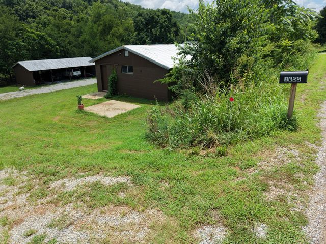 1655 Hurricane Creek Rd, Lawrenceburg, TN 38464