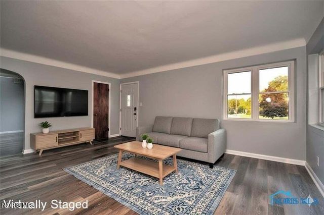 4943 Flanders Road, Toledo, OH 43623