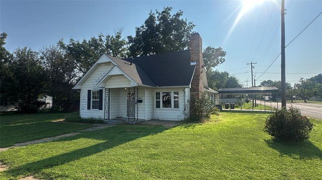 401 S 4th St Corner, Davis, OK 73030