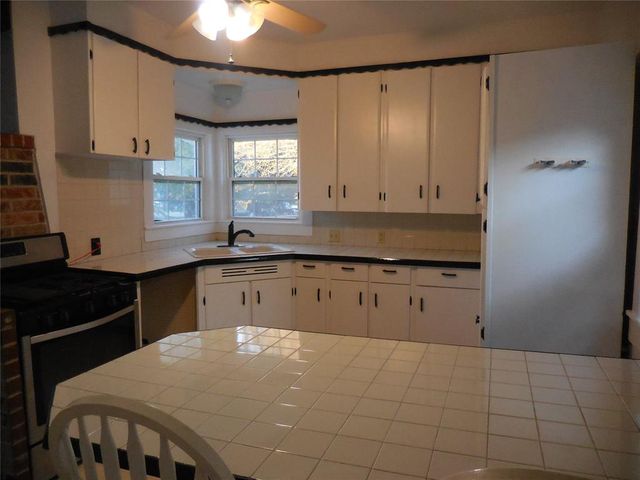 401 S 4th St Corner, Davis, OK 73030