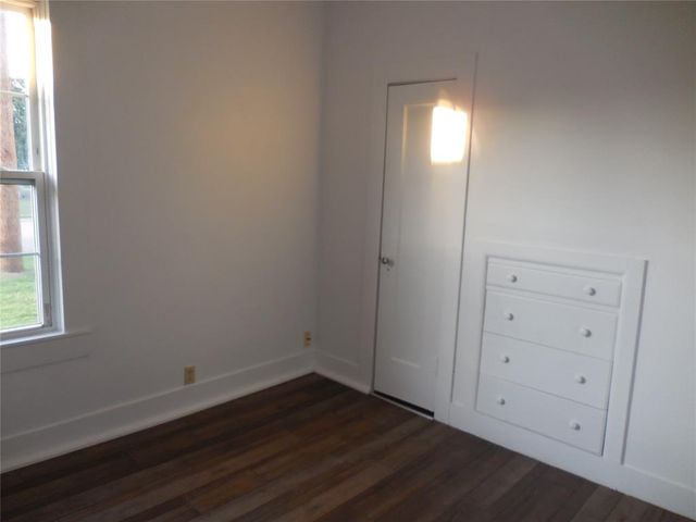 401 S 4th St Corner, Davis, OK 73030