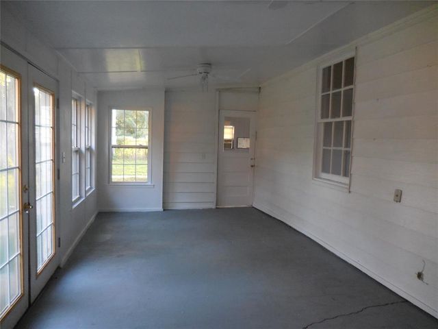 401 S 4th St Corner, Davis, OK 73030