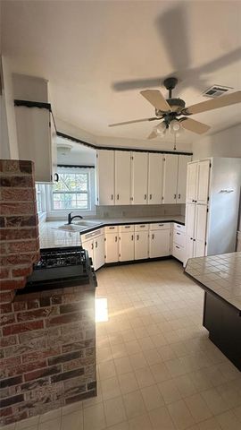 401 S 4th St Corner, Davis, OK 73030