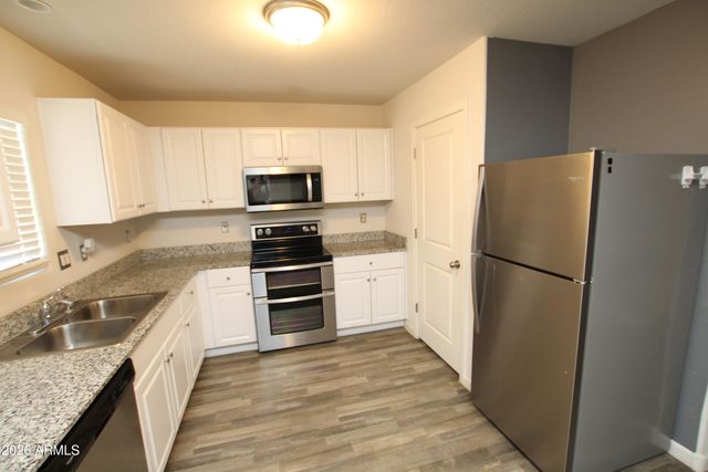 322 E BOBCAT Place, Casa Grande, AZ 85122