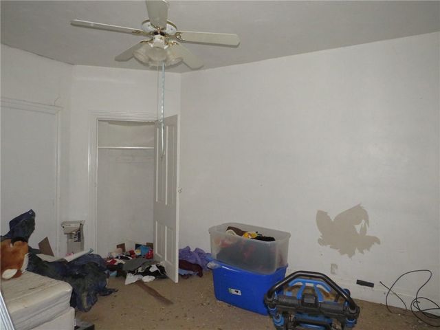 1111 Tyndall St, Sheraden, PA 15204
