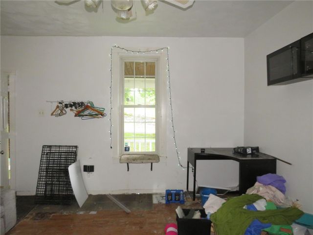 1111 Tyndall St, Sheraden, PA 15204