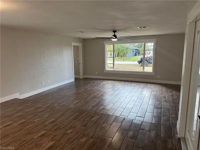 1819 SE 13th TER, Cape Coral, FL 33990