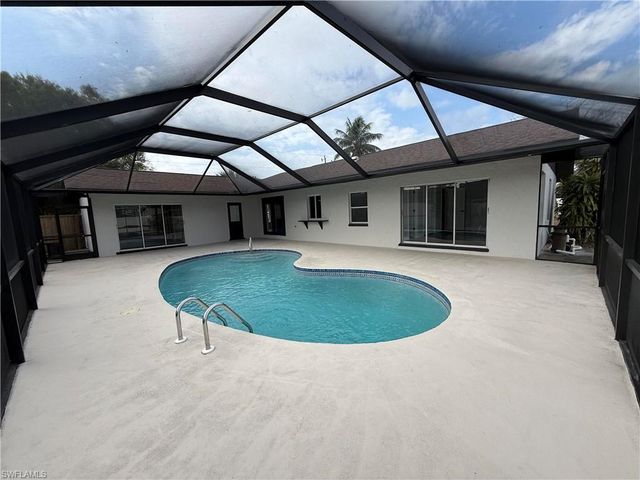 1819 SE 13th TER, Cape Coral, FL 33990