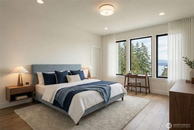 5035 NE 178th Street, Lake Forest Park, WA 98155