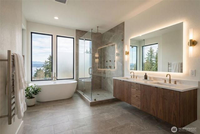 5035 NE 178th Street, Lake Forest Park, WA 98155