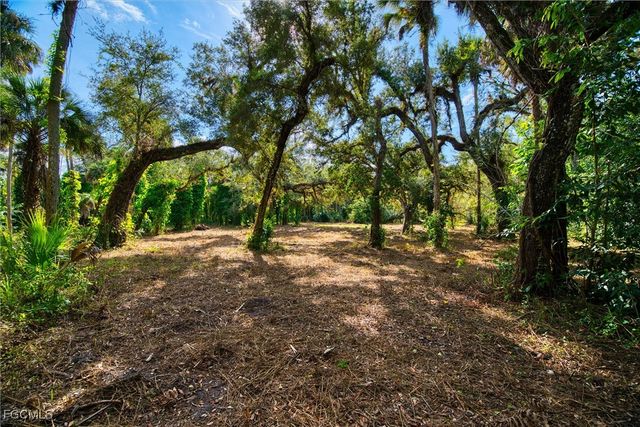 14221 River RD, Fort Myers, FL 33905