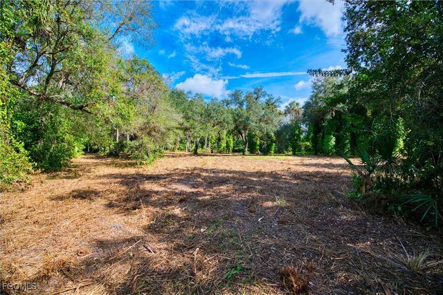 14221 River RD, Fort Myers, FL 33905