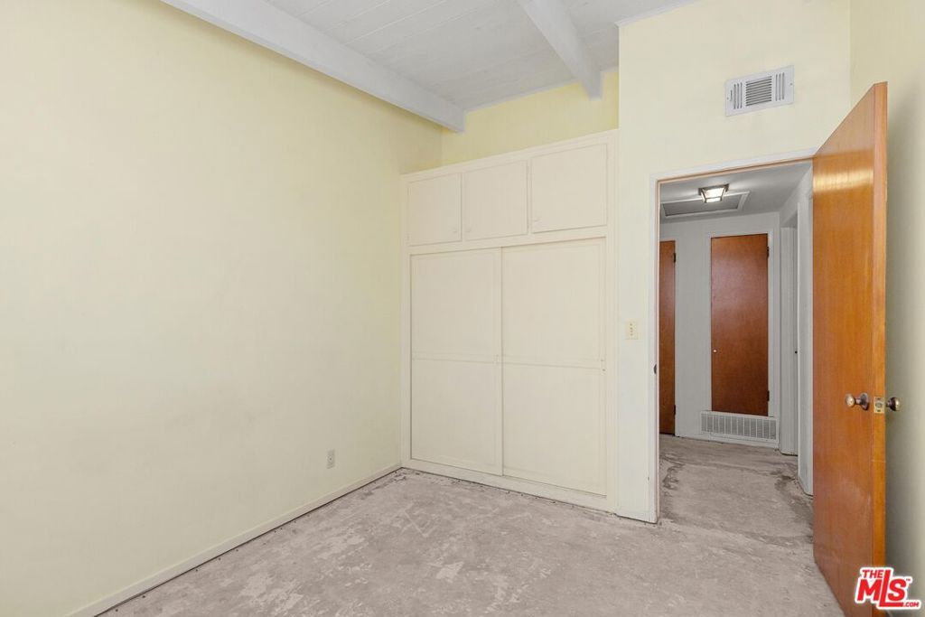 Image 25 of property listing at 11842 Lindblade Street, Culver City, CA 90230