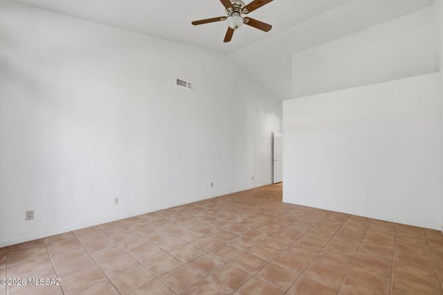 63670 E Edgeview Lane, Tucson, AZ 85739