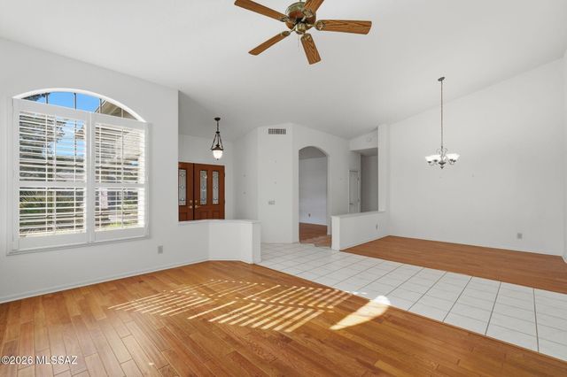 63670 E Edgeview Lane, Tucson, AZ 85739