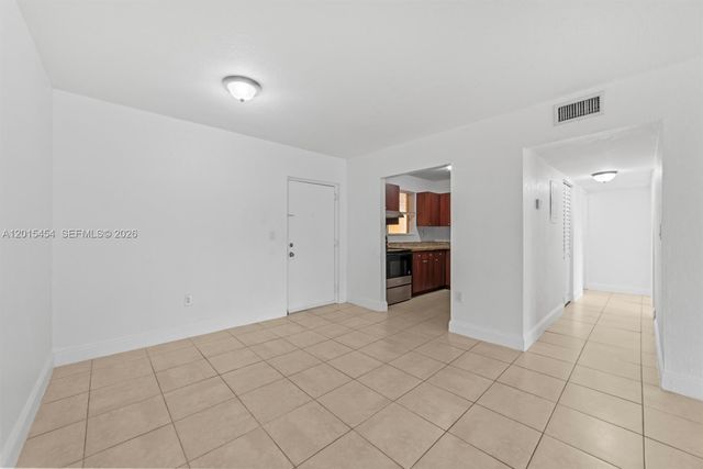 525 W 69th St 306, Hialeah, FL 33014