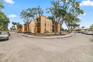 525 W 69th St 306, Hialeah, FL 33014
