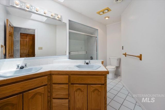 1672 Briarwood Ln, Twin Falls, ID 83301
