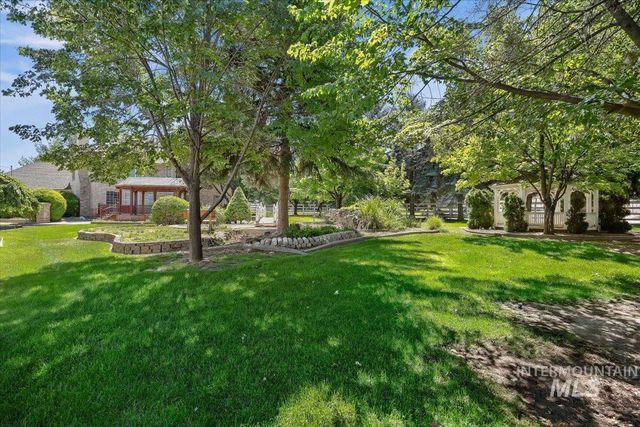 1672 Briarwood Ln, Twin Falls, ID 83301