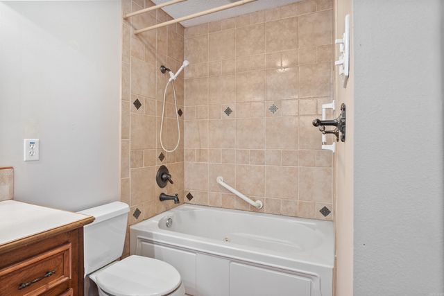 23 W St, Cabot, AR 72023