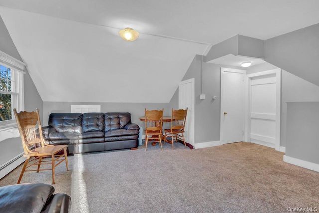 10 Eastport Manor Road, Eastport, NY 11941